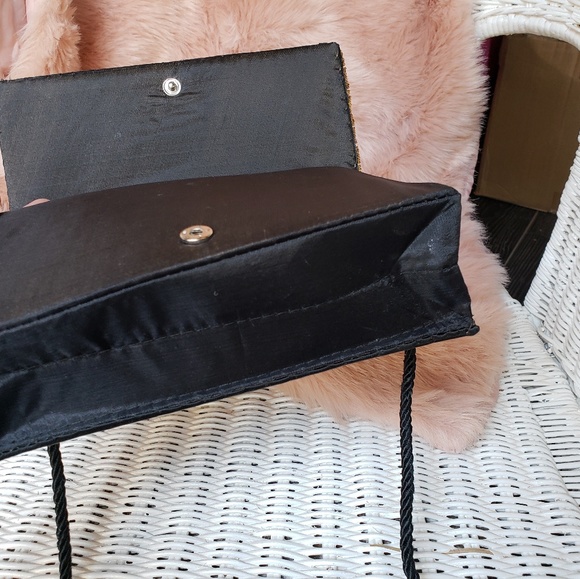 SOLD!!😃 NWOT Prom perfect purse - Picture 2 of 7